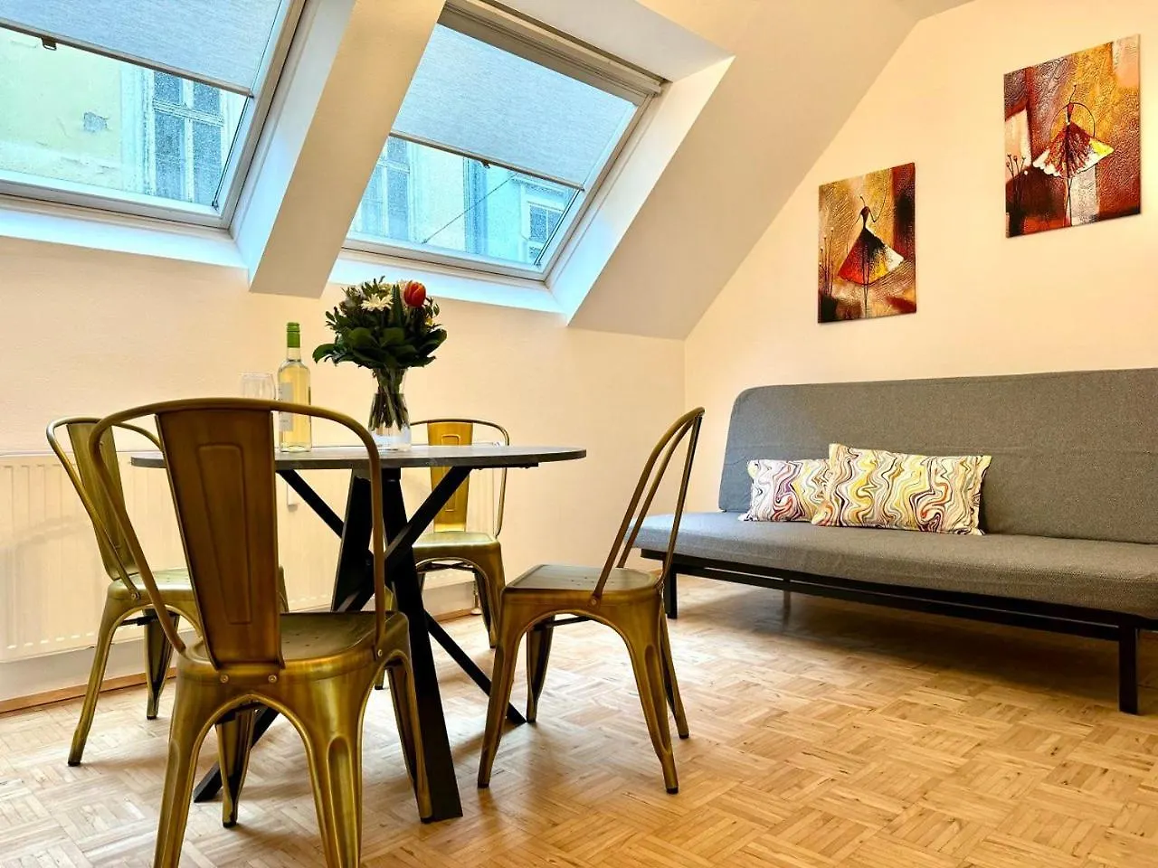 Parkside By Bestchoice - Self Check-In With Parking Option Graz Apartment