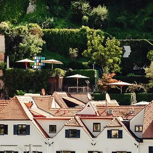 Schlossberghotel Szálloda